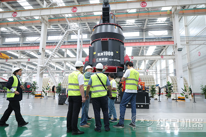 客戶(hù)來(lái)廠考察設(shè)備